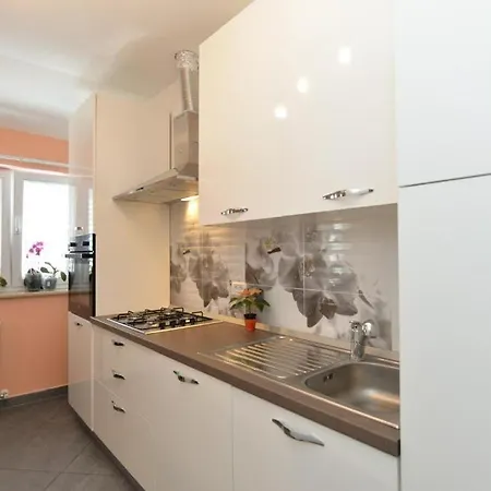 Appartement Eda Pula