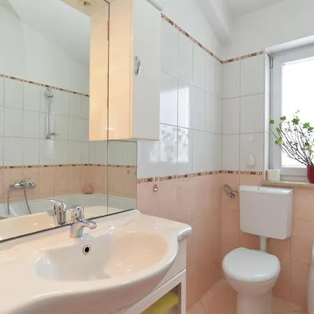 Eda Apartment
