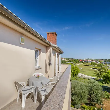 Appartement Eda Pula